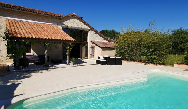 Restored barn from late 18th century with pool