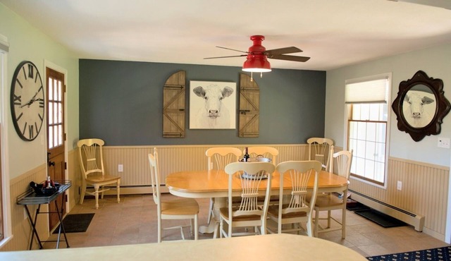 Restored Farmhouse Colonial -Private Location - 6 Miles to Mt Snow