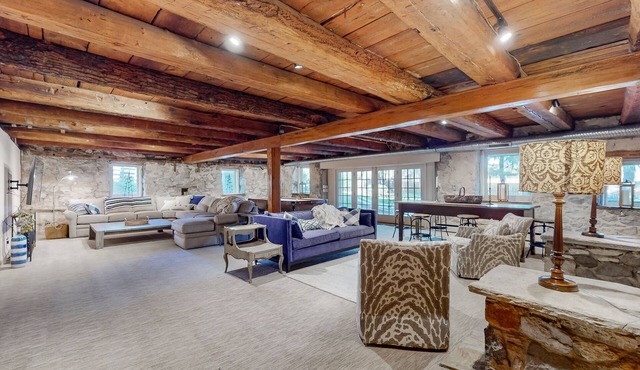 Restored historic in-law home near downtown Baltimore with pool, kitchenette, AC