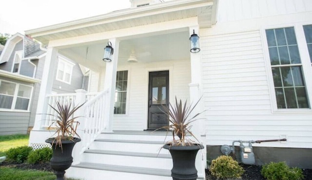 Restored Queen Anne Cottagen