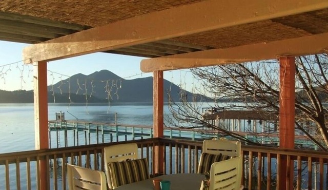 Retired from accepting bookings until further notice.