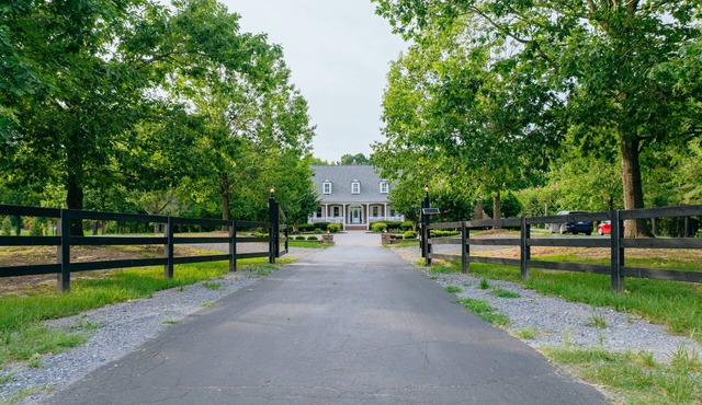 Retreat Estate in Apex NC