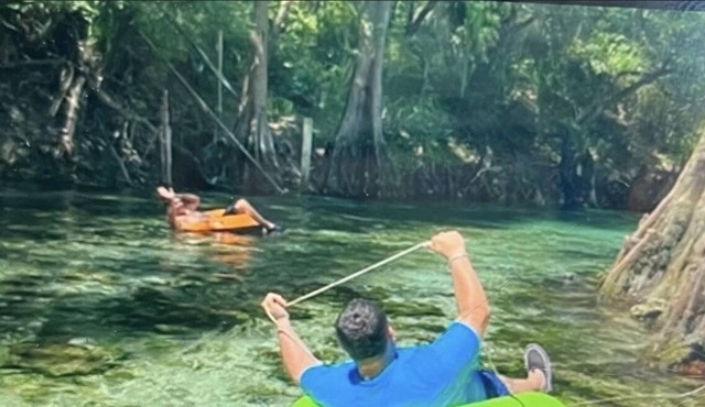 Retreat House with 11 beds - 3 min from Blue Springs