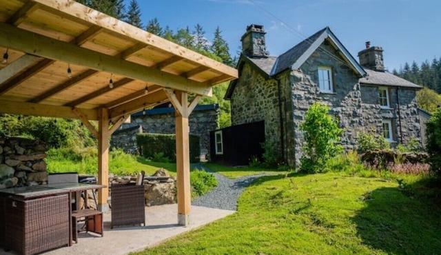 Retreat in Coed Y Brenin forest near Dolgellau