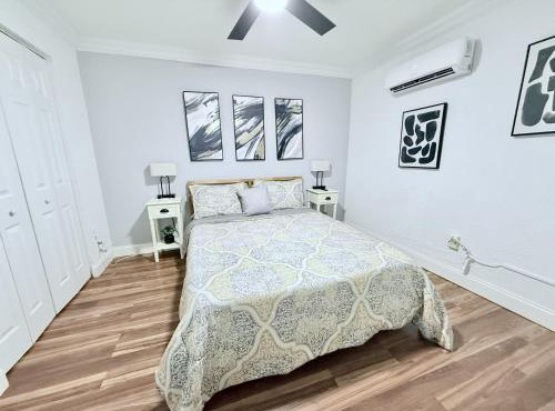 Retreat in Style Private Peaceful Miami Bungalow