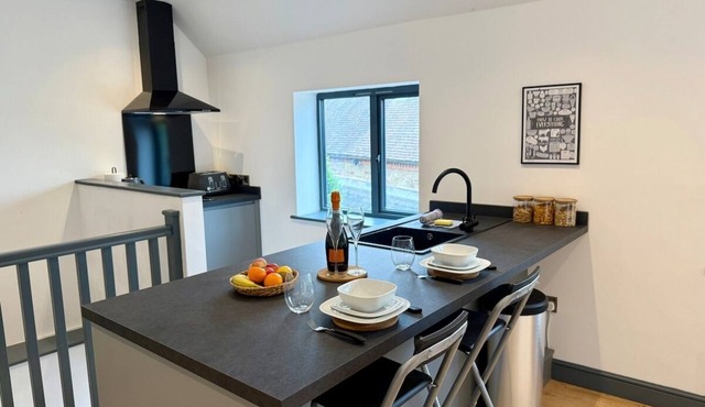 Retreat In The Hills - The Old Post Office