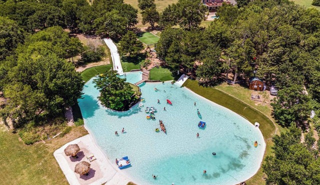Retreat Oak Leaf | A Retreat DFW Experience