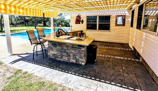 Retreat on the Patuxent River Pool, Outdoor Living Boat-Dup: 1104 from 1103