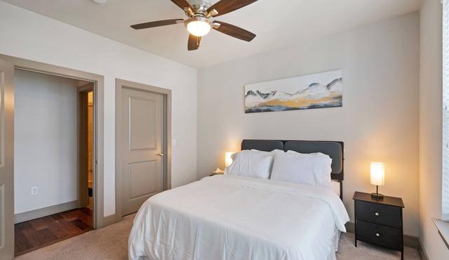 Retreat | Pool & Gym | Free-Parking