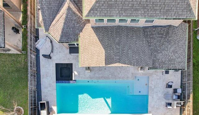 Retreat Pool & Spa – Perfect for Families, Groups!