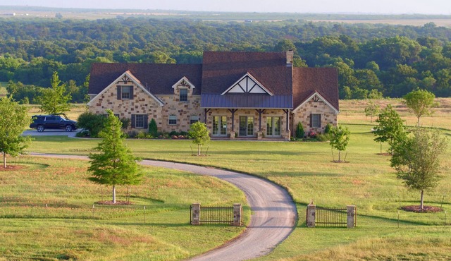 Retreat‑Ready Ranch House on 2R Ranch — Quiet, Scenic, Private