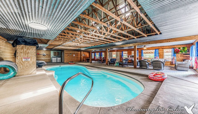 Retreat Ruidoso 7 building complex w/Private INDOOR Pool & Pet Friendly