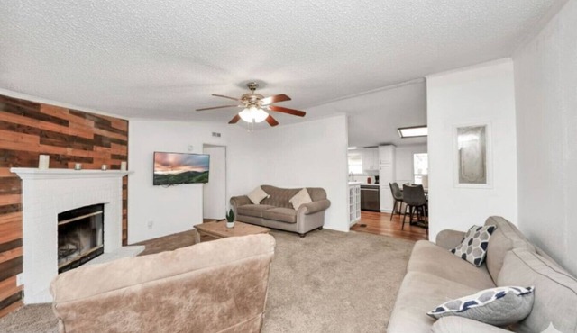 Retreat-Style 4BR Home in Spring