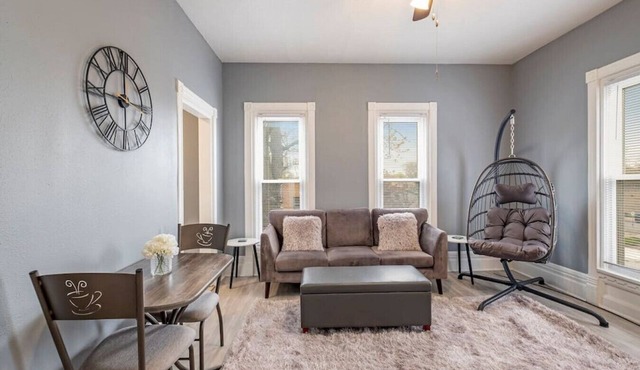 Retreat Suite 3 - Modern Getaway