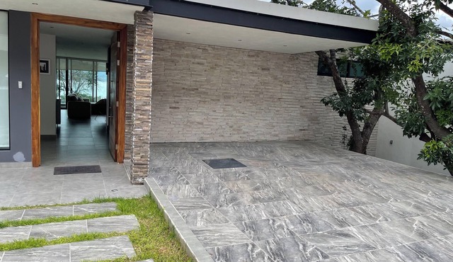 Retreat to our family-friendly vacation home at Chapala Lake