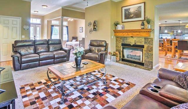 Retreat w/ Fire Pit ~ 16 Mi to Springfield!