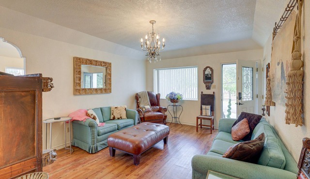 Retreat w/Pond Access & Views in Temple