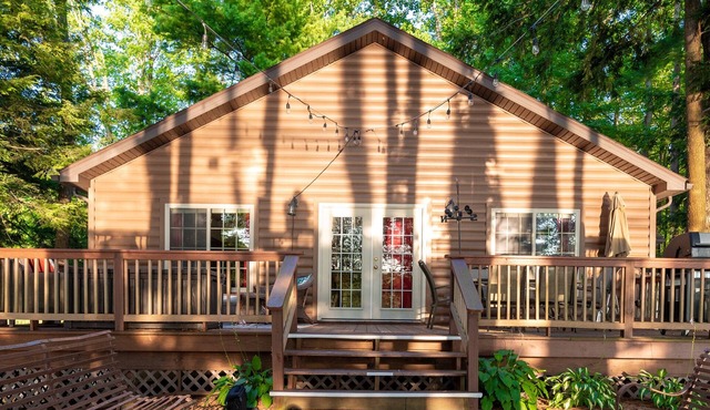 RetreatsReunions-3 Lake Homes-30+guests-Space,Comfort,Firepits,Sunsets,Amenities