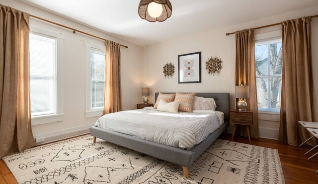 Retro Apartment | Furnished Monthly Rental in Belmont