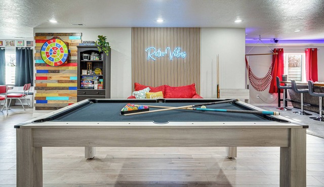 Retro + Bright! Family-Friendly Daylight Unit