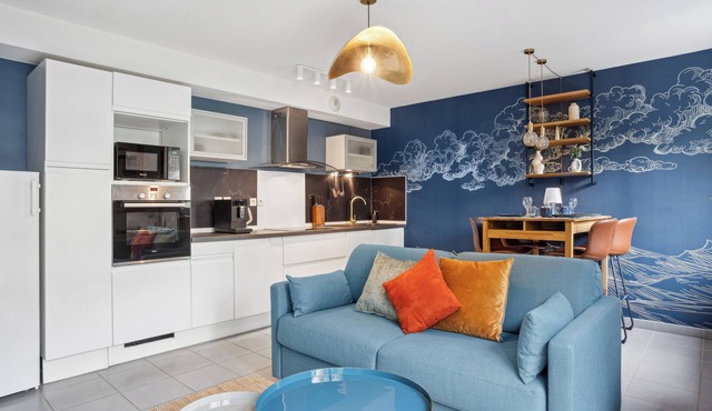 Retro-chic elegance with terrace near the tramway