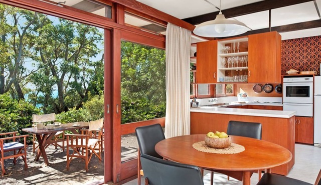 Retro Japanese in Mollymook