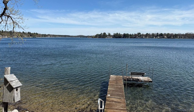 Retro Lakeside Charmer in Wonderful Wautoma with WiFi, AC and lake frontage