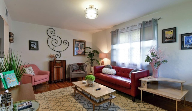 Retro rental within walking distance of PSU