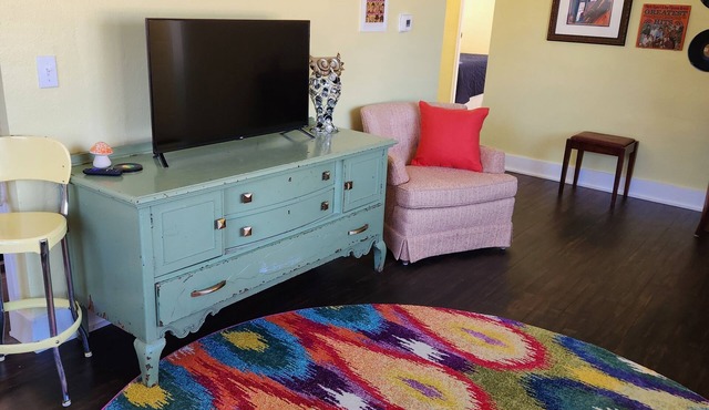 Retro themed 2-bedroom house in Boone The Retro Rambler is pet friendly!