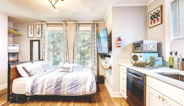 RetroChic★Parking★950Mb★20min->CenterCity&Airport3