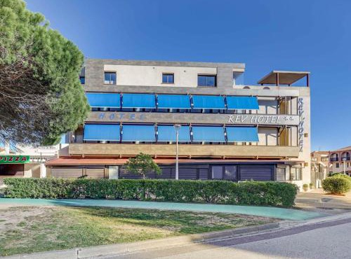 Rev'Hotel
