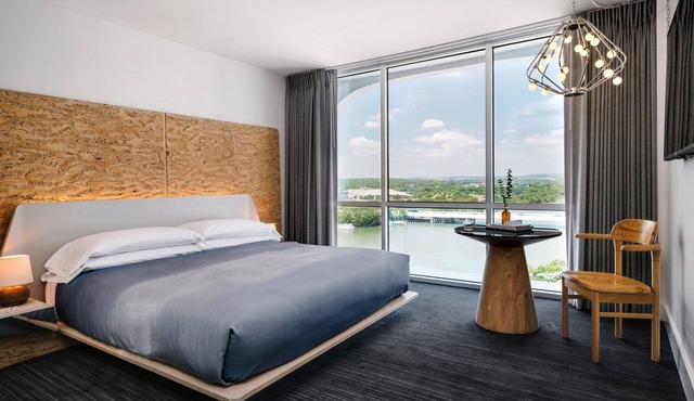 Revel in the Lap of Luxury! Town Lake Views, Pets Allowed, Outdoor Pool!