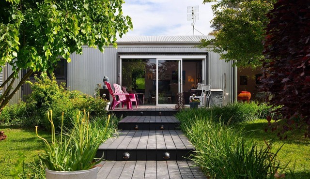 Reverie 101- luxury escape with native bush views