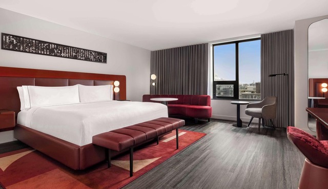 Revery Toronto Downtown, Curio Collection by Hilton