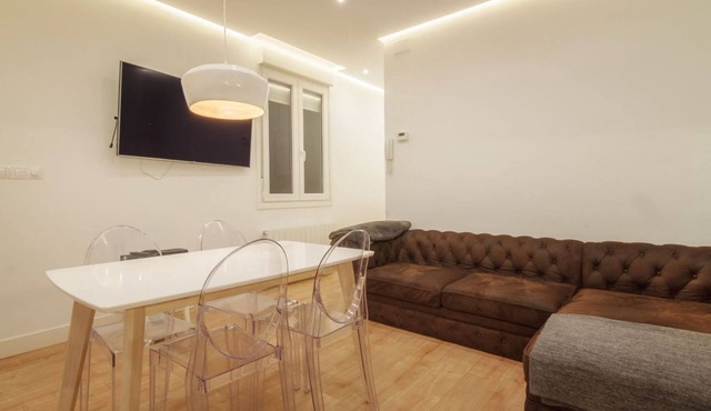 Revilla apartment in the center with wifi