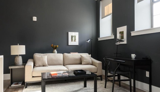 Revived LF Square 1BR with Rooftop by Zencity