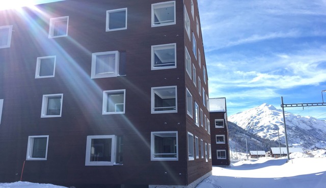 Reviving Mountain Retreat With Modern Interior In Andermatt