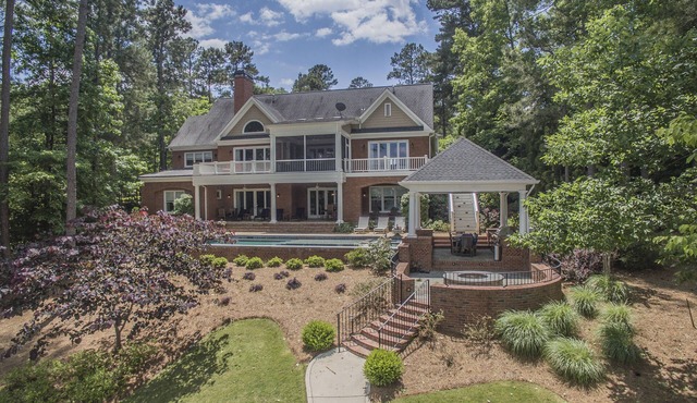 Reynolds Plantation Lake Oconee House (private pool) 7 bedrooms- near the Ritz