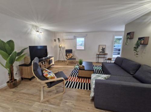 Rez-de-jardin Moderne & Lumineux avec Clim