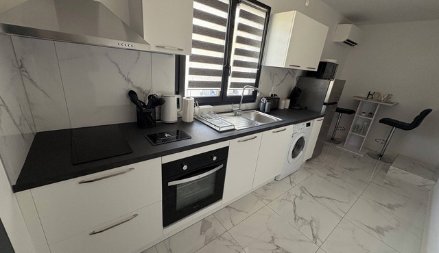 Rez de villa tour confort near Ajaccio with panoramic view of Mont Gozzi