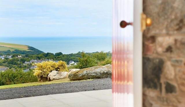 Rhiwelli, a two bedroomed self catering property close to Fishguard in Pembrokeshire.