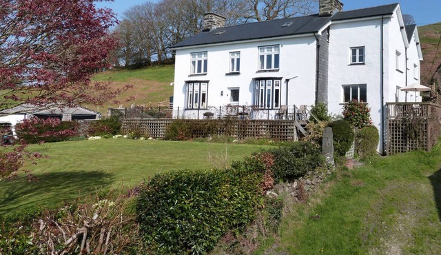 Rhiwlas in Machynlleth