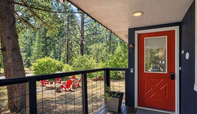 Rhodie House- Hot Tub, WIFI, Dogs, Close to Plain