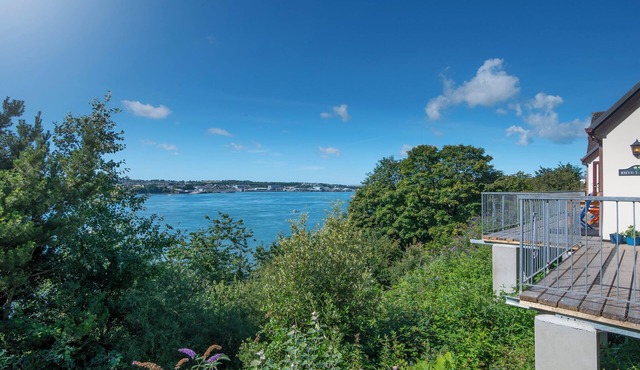 Rhyd y Groes Bach, Holiday Cottage Burton, Sleeps 6, 3 bedrooms, bathrooms