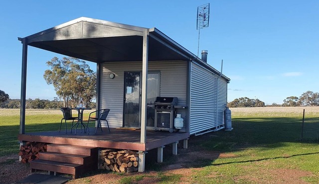 Rhymney Skye Cosy Farmstay with first class view on the Grampians.