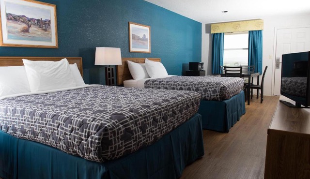 Riata Inn - Presidio