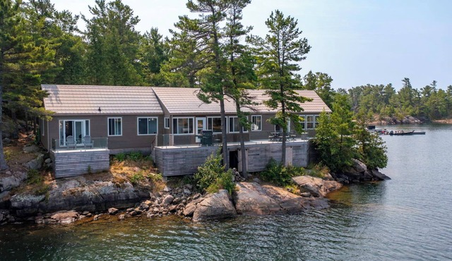 Richard's Island Pointe au Baril, in the sought after outer islands