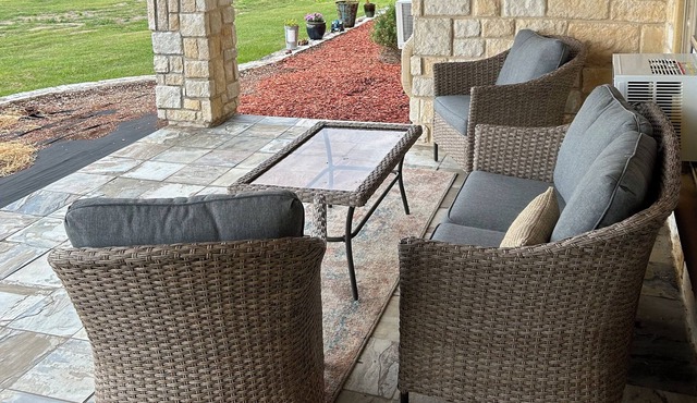 Richland Chambers Reservoir Lakefront Condo on First Floor with Outdoor Pool!!