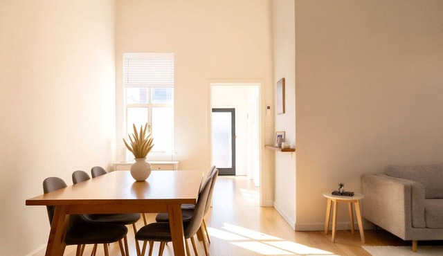 Richmond 3‑BR Retreat near Bridge Rd & MCG