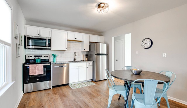 Richmond Gem whole house 3 BR fenced yard!n
